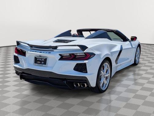 Arctic White 2022 Chevrolet Corvette Stingray w/1LT