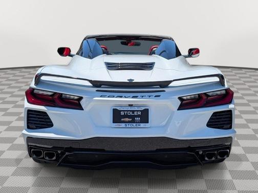 Arctic White 2022 Chevrolet Corvette Stingray w/1LT