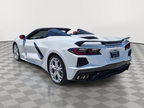 Arctic White 2022 Chevrolet Corvette Stingray w/1LT