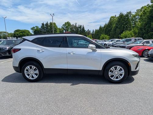 Silver Ice Metallic 2021 Chevrolet Blazer 2LT