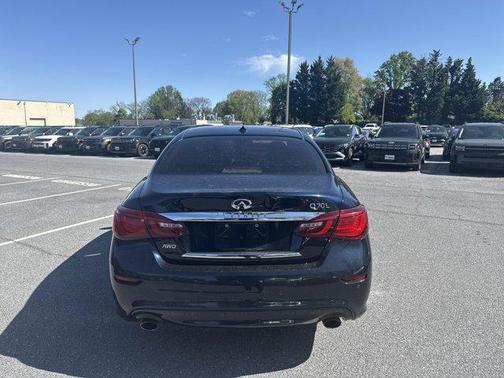 2016 INFINITI Q70L 3.7X