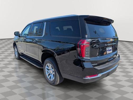 Black 2026 Chevrolet Suburban LT
