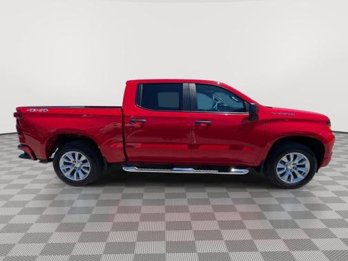 Red Hot 2022 Chevrolet Silverado 1500 Custom