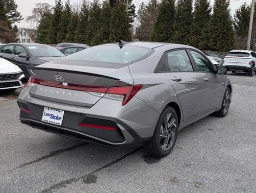 2025 Hyundai ELANTRA Sport