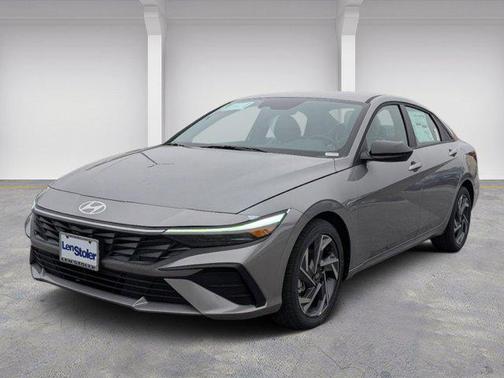 2025 Hyundai ELANTRA Sport