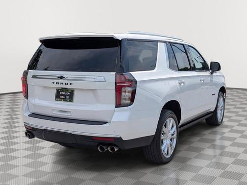 Iridescent Pearl Tricoat 2023 Chevrolet Tahoe 4WD High Country
