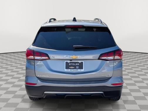 Sterling Gray Metallic 2024 Chevrolet Equinox 1LT