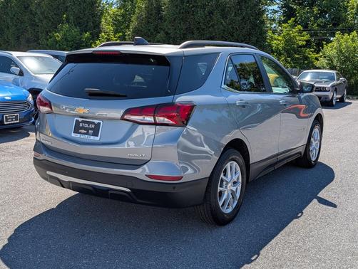 Sterling Gray Metallic 2024 Chevrolet Equinox 1LT