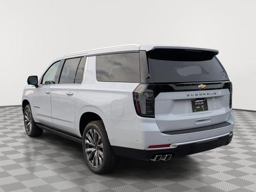 Polar White Tricoat 2026 Chevrolet Suburban High Country, 4WD