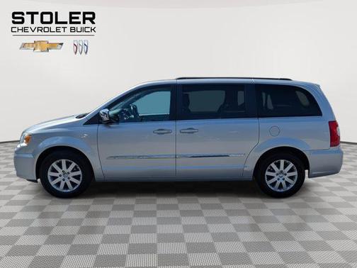 2011 Chrysler Town & Country Touring-L