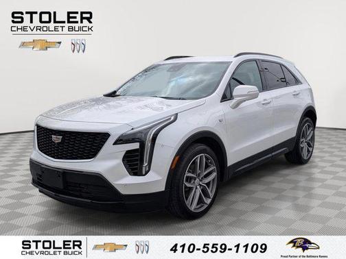 Crystal White Tricoat 2022 Cadillac XT4 Sport