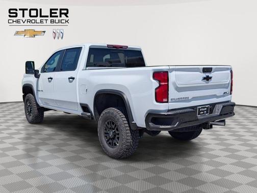 Summit White 2026 Chevrolet Silverado 2500 Crew Cab, Standard Bed, XR2, 4WD