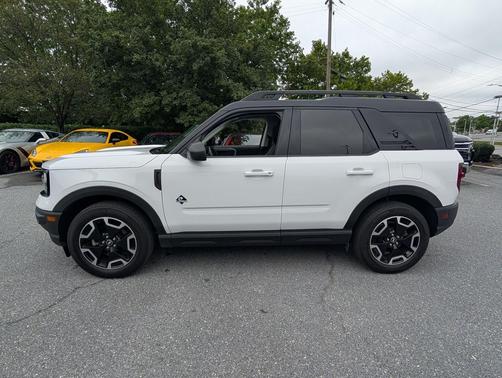 Oxford White 2022 Ford Bronco Sport Outer Banks