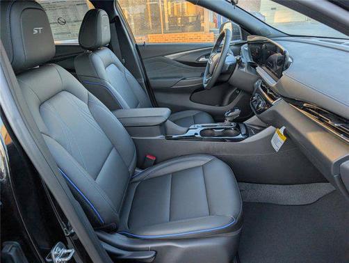 2026 Buick Envista Sport Touring FWD