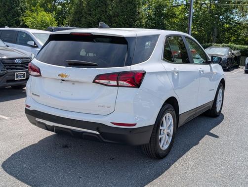 Summit White 2024 Chevrolet Equinox 1LT