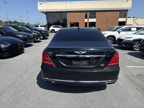 2019 Genesis G90 Premium