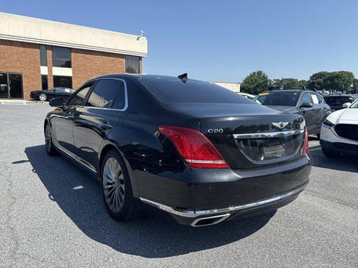 2019 Genesis G90 Premium