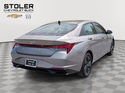 Fluid Metal 2023 Hyundai ELANTRA SEL