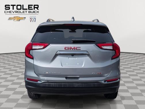 Sterling Metallic 2024 GMC Terrain AWD AT4