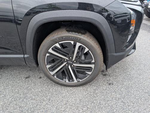 Mosaic Black Metallic 2026 Chevrolet Equinox AWD RS