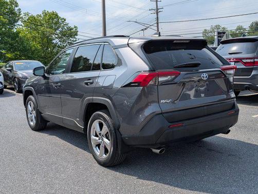 2021 Toyota RAV4 Hybrid XLE Premium