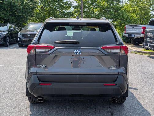 2021 Toyota RAV4 Hybrid XLE Premium