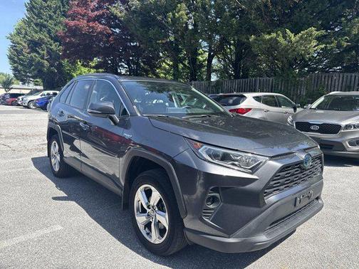2021 Toyota RAV4 Hybrid XLE Premium