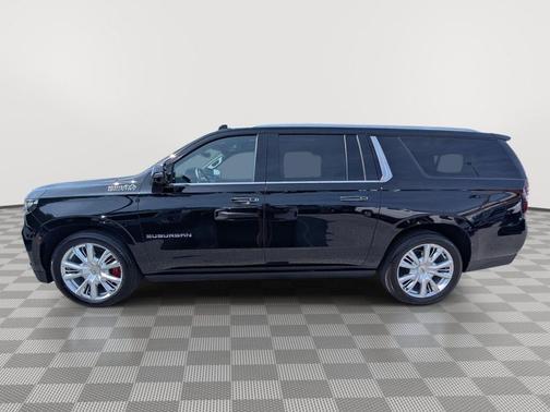 Black 2024 Chevrolet Suburban 4WD High Country