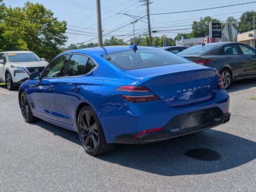 2023 Genesis G70 2.0T AWD
