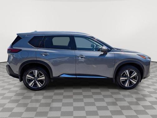 Gun Metallic 2023 Nissan Rogue SL