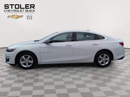 Summit White 2023 Chevrolet Malibu 1LS