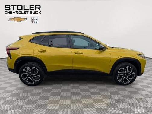 Nitro Yellow Metallic 2025 Chevrolet Trax FWD 2RS