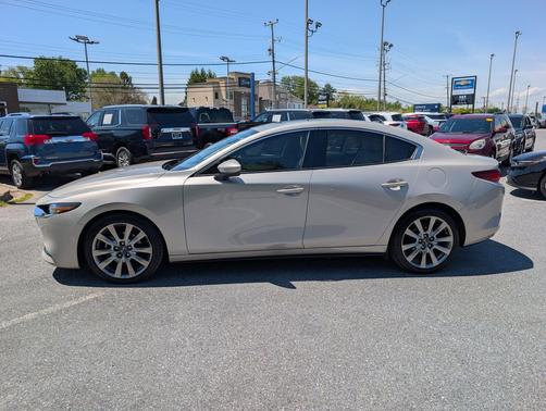 Platinum Quartz Metallic 2022 Mazda Mazda3 AWD w/Premium Package