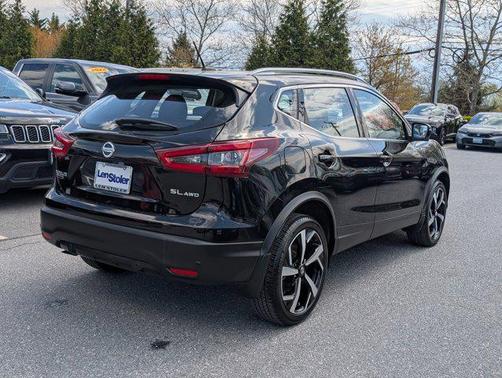 2021 Nissan Rogue Sport SL