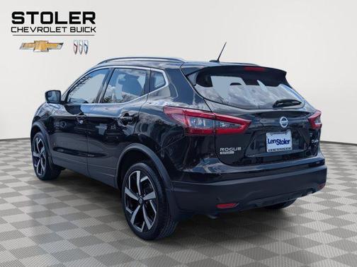 2021 Nissan Rogue Sport SL