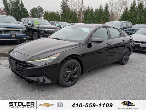 2022 Hyundai ELANTRA SEL