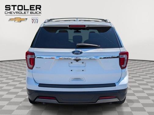 White Platinum Metallic Tri-Coat 2019 Ford Explorer XLT