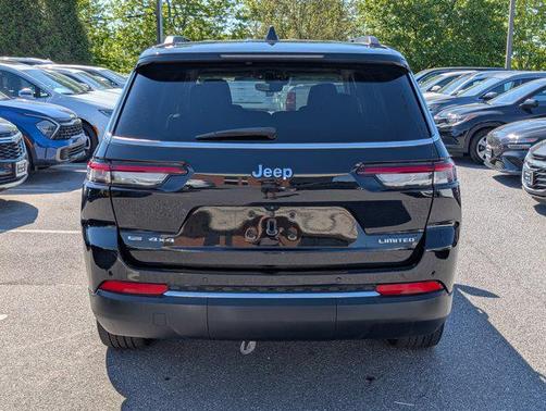 Diamond Black Crystal Pearlcoat 2022 Jeep Grand Cherokee L Limited