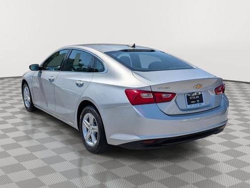 Silver Ice Metallic 2020 Chevrolet Malibu 1LS