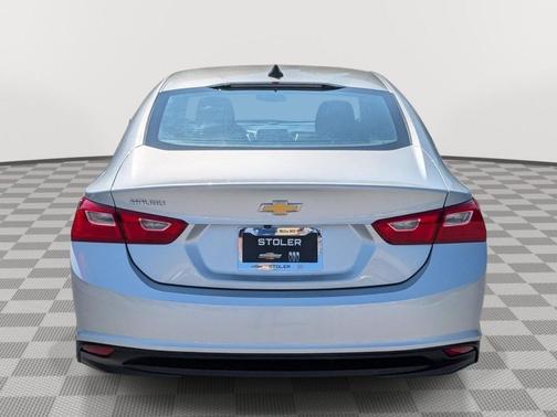 Silver Ice Metallic 2020 Chevrolet Malibu 1LS