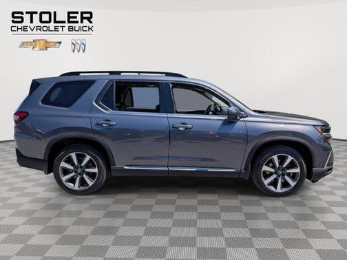 Modern Steel Metallic 2023 Honda Pilot AWD Elite