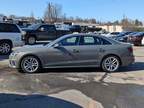2024 Audi A4 45 S line Premium Plus