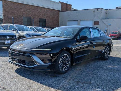 2025 Hyundai SONATA Hybrid Limited