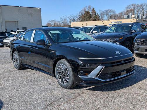 2025 Hyundai SONATA Hybrid Limited