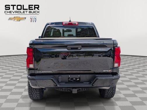 Black 2024 Chevrolet Colorado ZR2