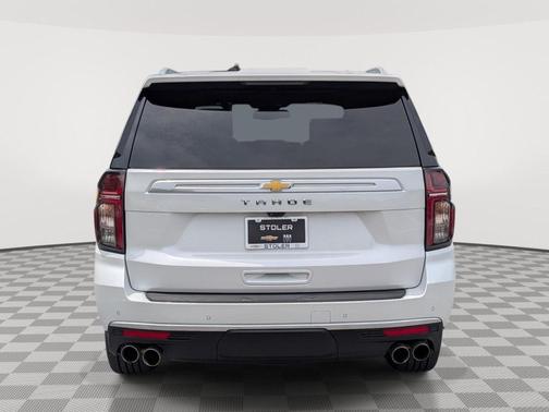 Iridescent Pearl Tricoat 2023 Chevrolet Tahoe 4WD High Country