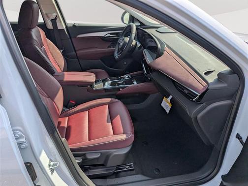Iridescent White Tricoat 2026 Buick Envision Sport Touring AWD