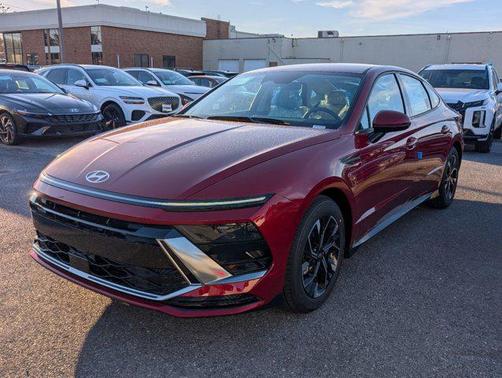 2025 Hyundai SONATA SEL