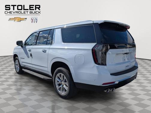 Polar White Tricoat 2026 Chevrolet Suburban Premier