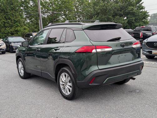 2022 Toyota Corolla Cross LE